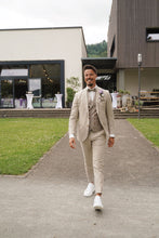 Laden Sie das Bild in den Galerie-Viewer, Hochzeitsanzug – Hose – Vintage – beige – Club of Gents
