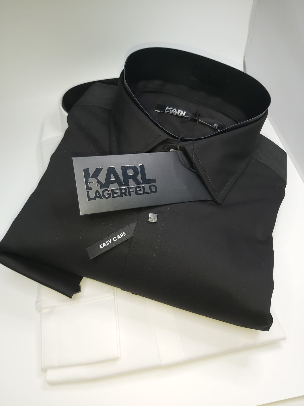 Modern Fit Karl Lagerfeld Hemd mit schwarzen Druckknöpfen Farbe Schwarz